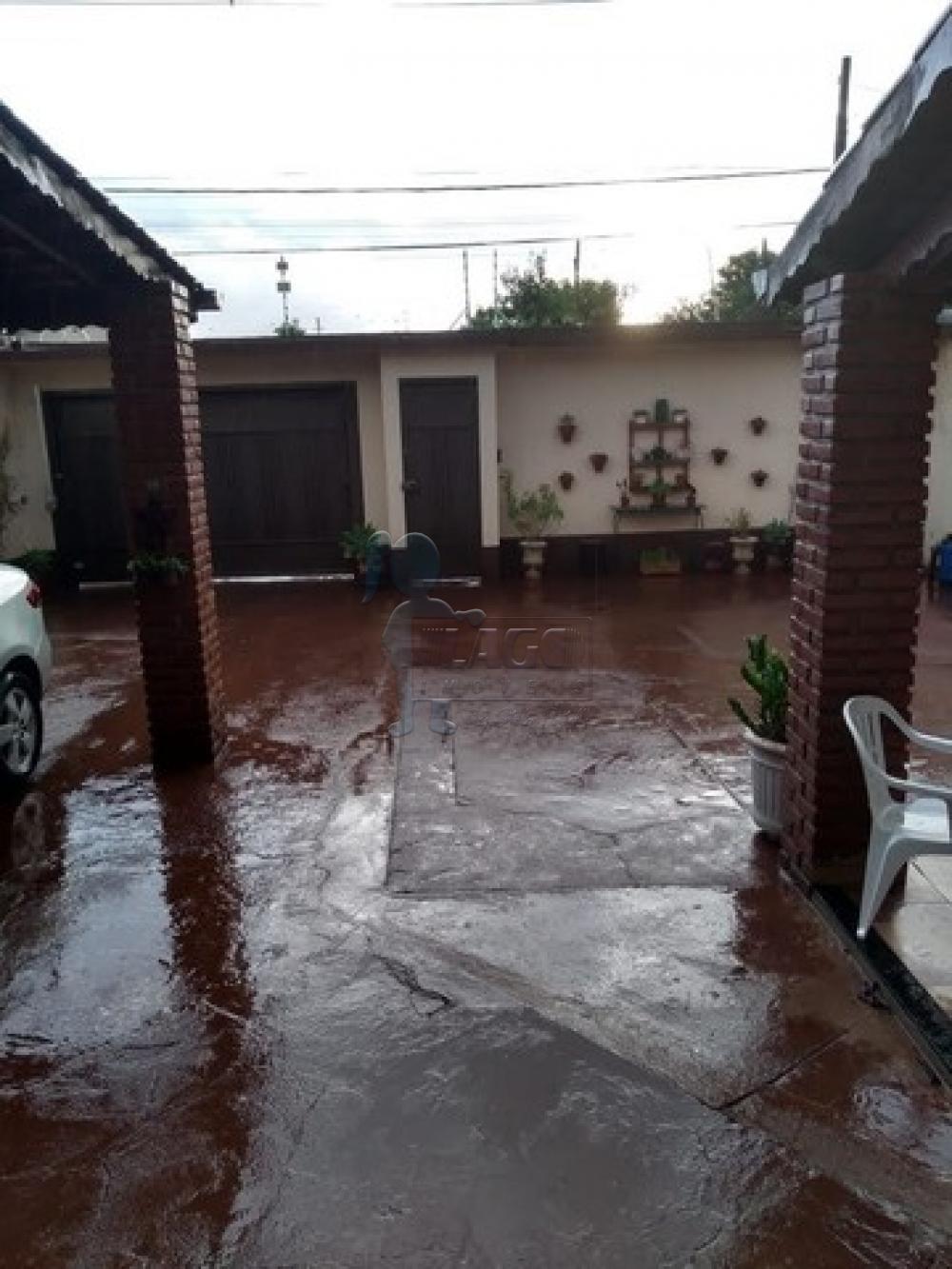 Comprar Casas / Padrão em Ribeirão Preto R$ 450.000,00 - Foto 3