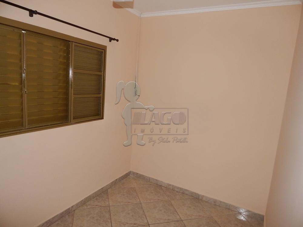 Alugar Casas / Padrão em Ribeirão Preto R$ 1.800,00 - Foto 6