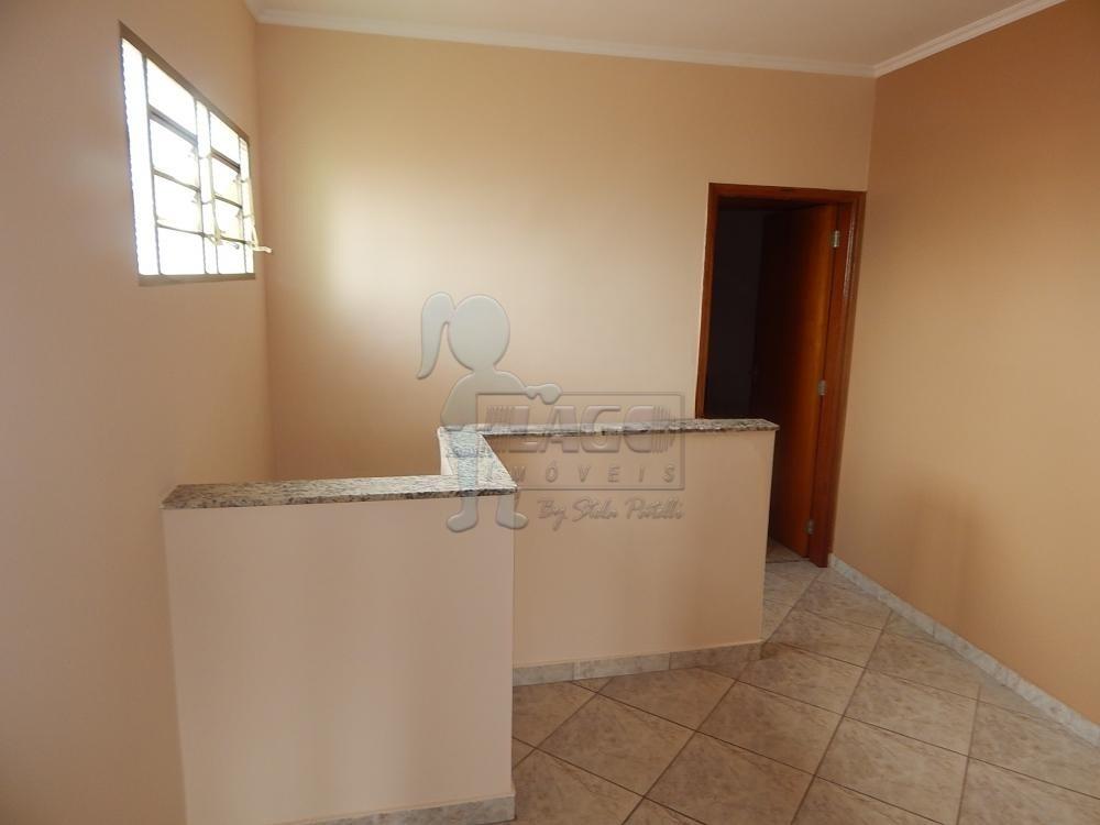 Alugar Casas / Padrão em Ribeirão Preto R$ 1.800,00 - Foto 14