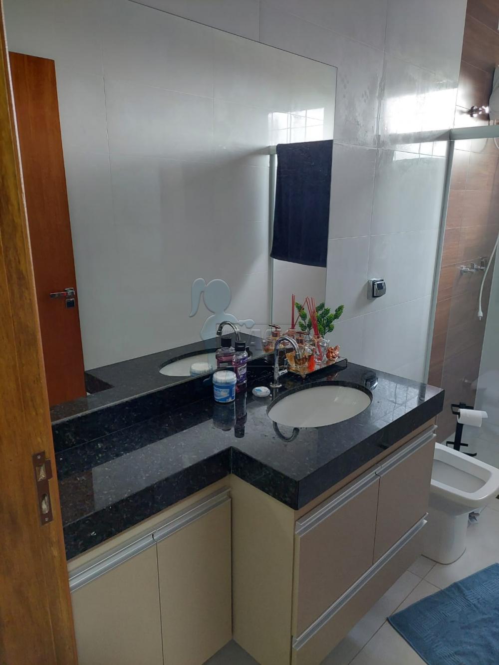 Comprar Casas / Padrão em Cajuru R$ 700.000,00 - Foto 32