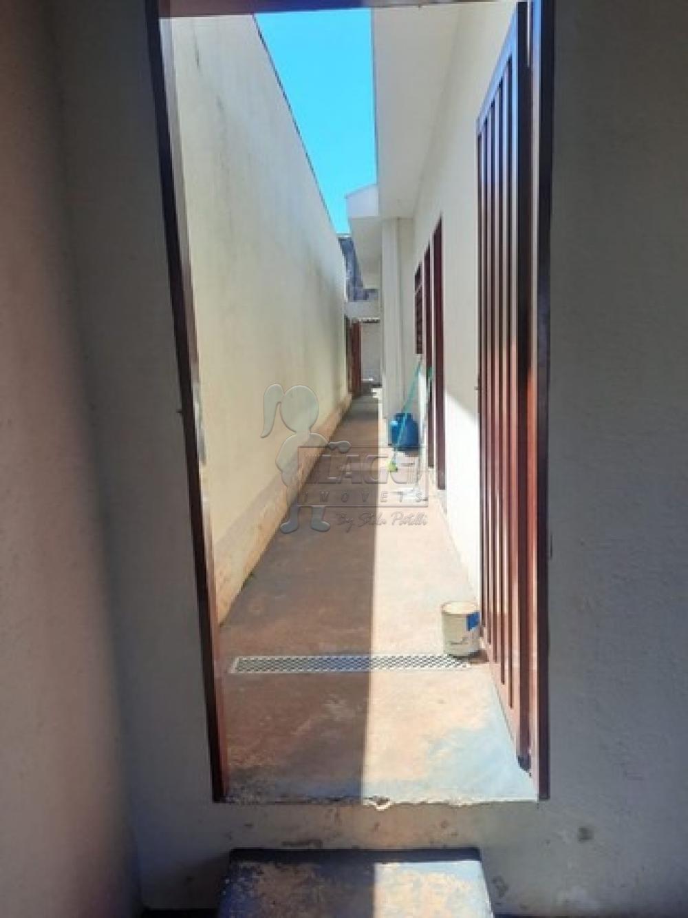 Comprar Casas / Padrão em Ribeirão Preto R$ 265.000,00 - Foto 3