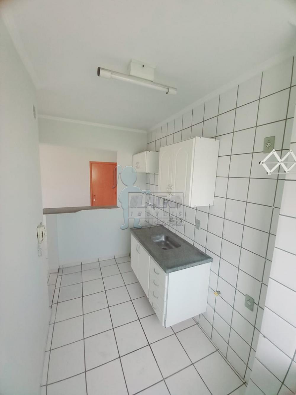 Alugar Apartamentos / Padrão em Ribeirão Preto R$ 600,00 - Foto 4