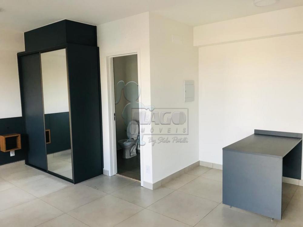 Alugar Apartamentos / Padrão em Ribeirão Preto R$ 2.100,00 - Foto 4