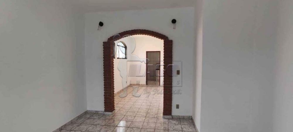 Comprar Casas / Padrão em Ribeirão Preto R$ 370.000,00 - Foto 4