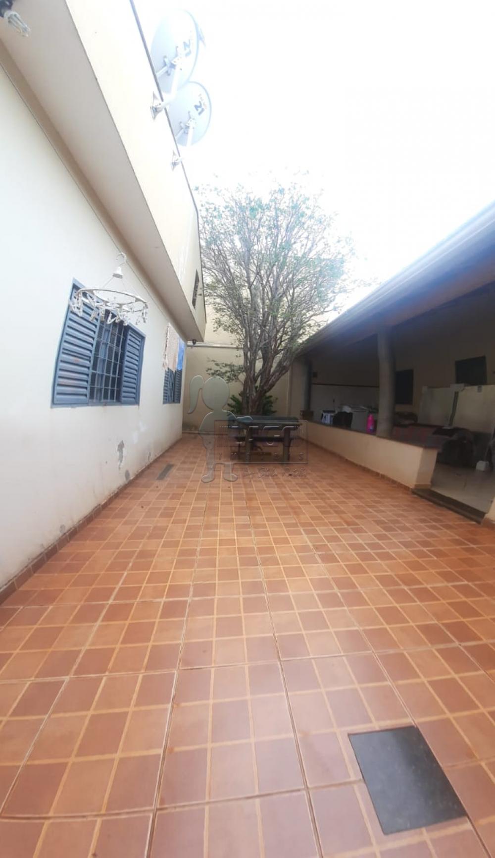 Alugar Casas / Padrão em Ribeirão Preto R$ 1.800,00 - Foto 10