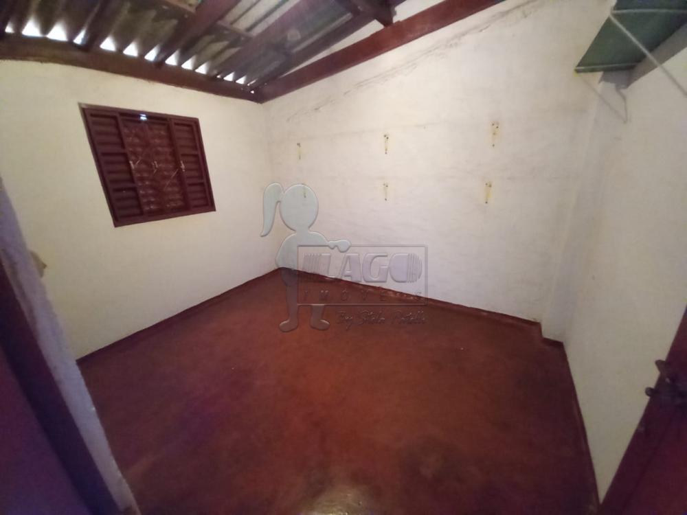 Alugar Casas / Padrão em Ribeirão Preto R$ 1.200,00 - Foto 1