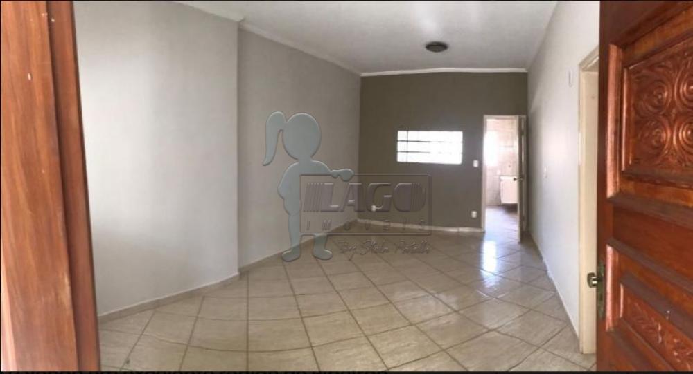 Comprar Casas / Padrão em Ribeirão Preto R$ 400.000,00 - Foto 1