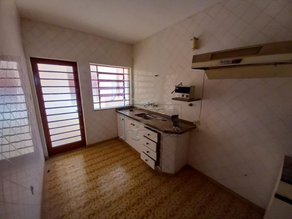 Alugar Casas / Padrão em Ribeirão Preto R$ 3.000,00 - Foto 9