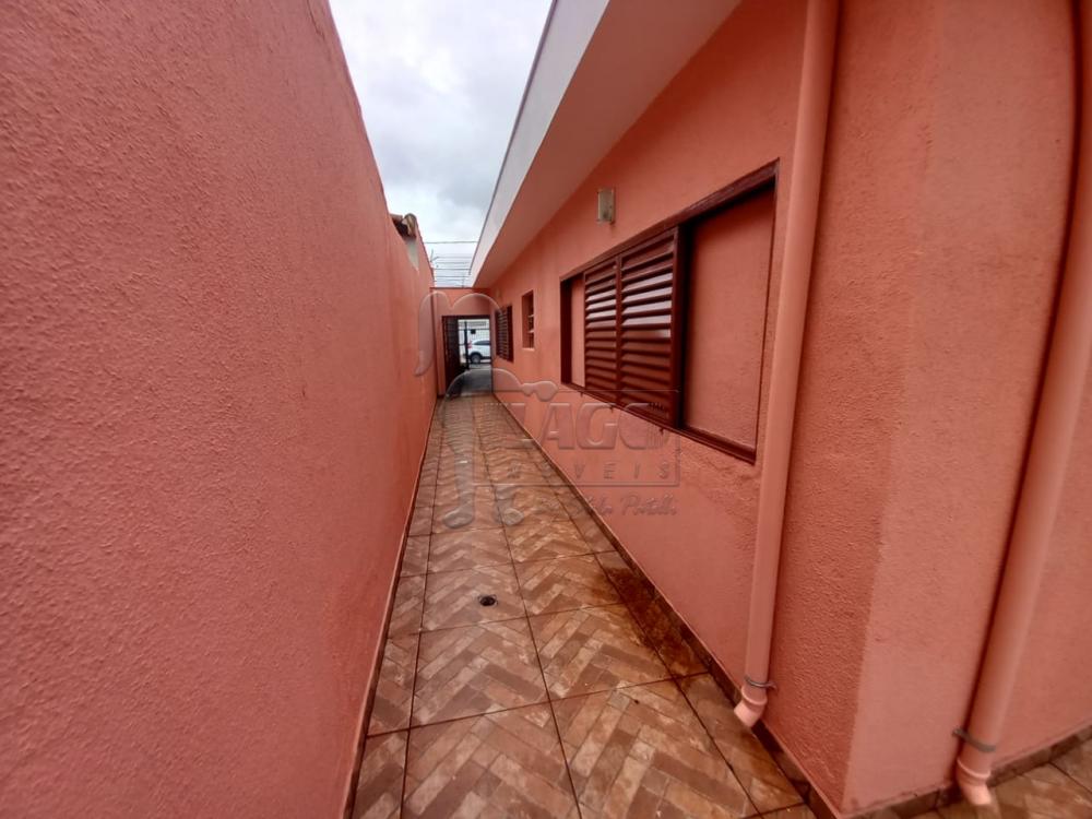 Alugar Casas / Padrão em Ribeirão Preto R$ 3.000,00 - Foto 17