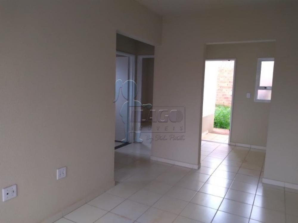 Alugar Casas / Padrão em Ribeirão Preto R$ 900,00 - Foto 1