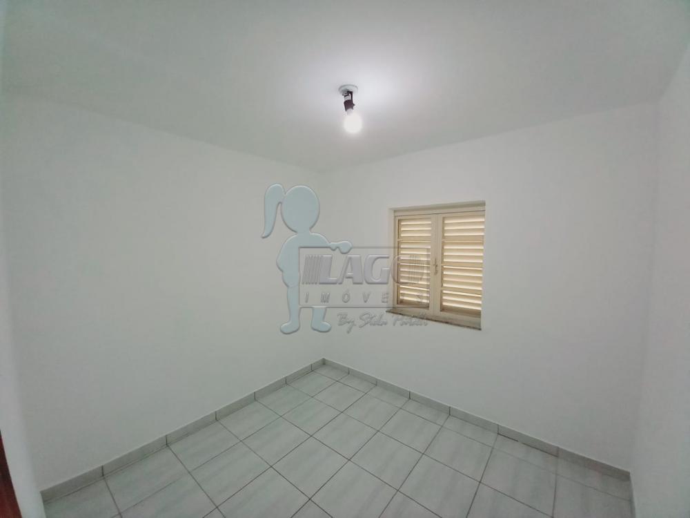 Alugar Casas / Padrão em Ribeirão Preto R$ 1.100,00 - Foto 4