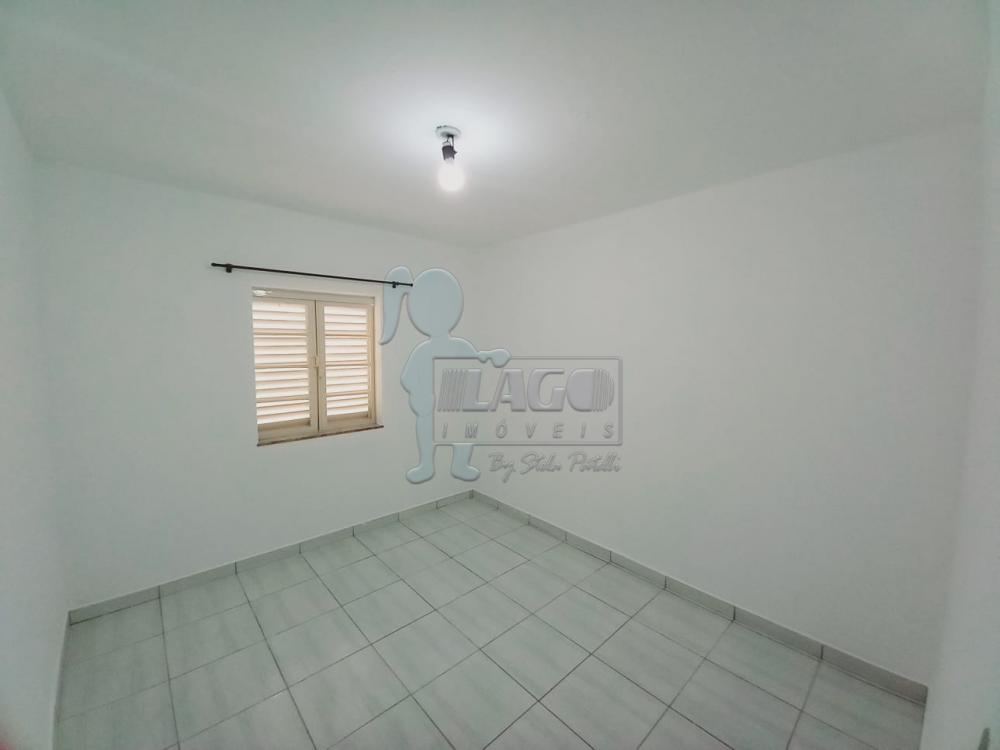 Alugar Casas / Padrão em Ribeirão Preto R$ 1.100,00 - Foto 5