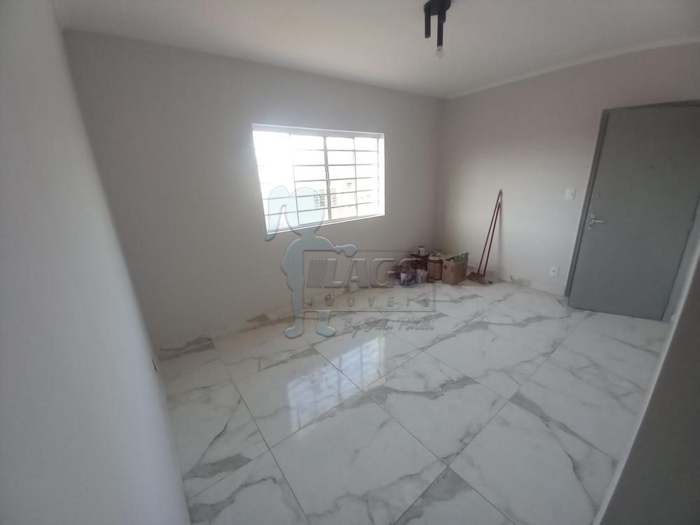 Alugar Apartamentos / Padrão em Ribeirão Preto R$ 1.100,00 - Foto 2