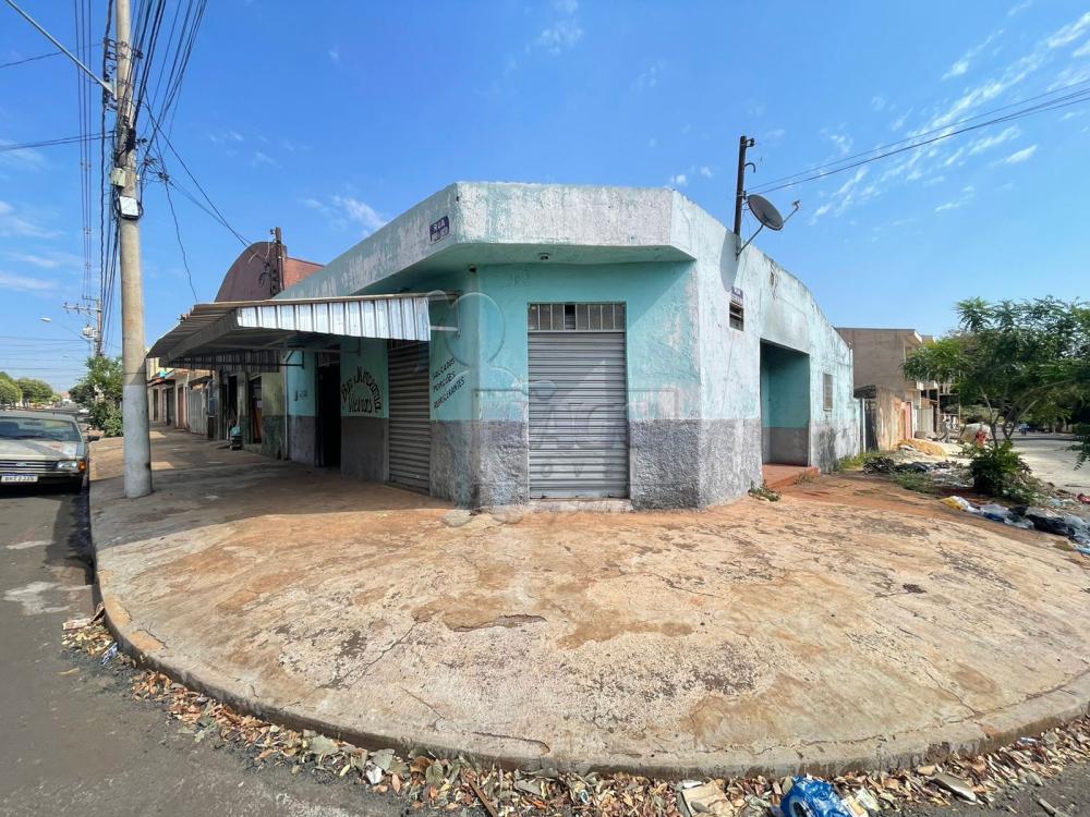 Alugar Casas / Padrão em Ribeirão Preto R$ 650,00 - Foto 2