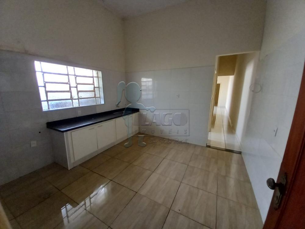 Alugar Casas / Padrão em Ribeirão Preto R$ 900,00 - Foto 3