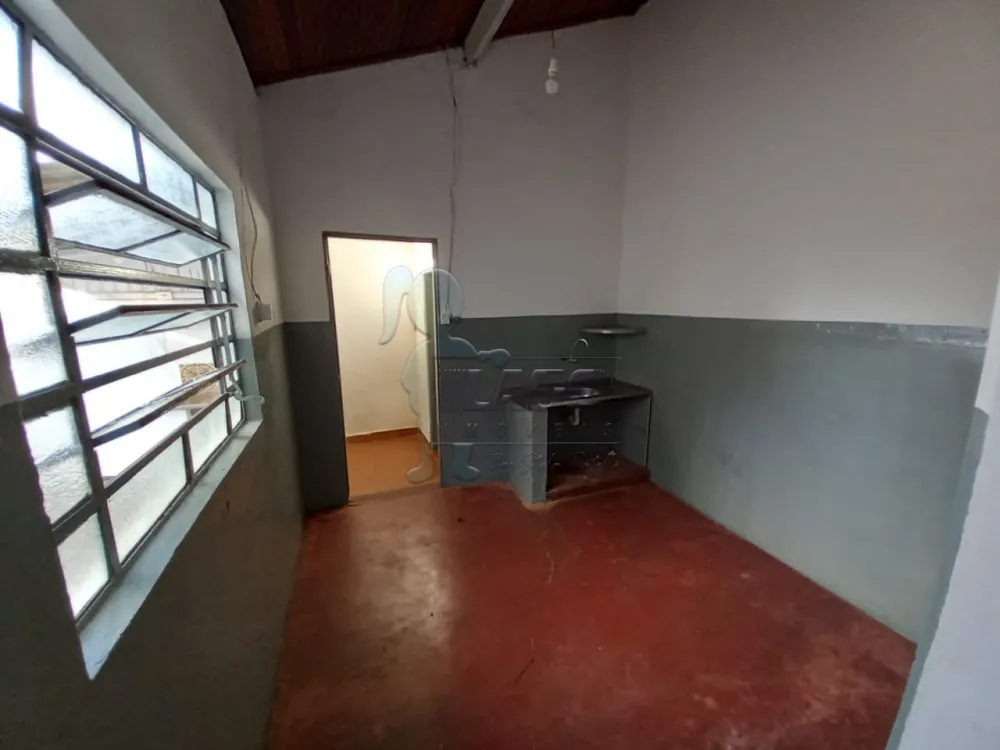 Alugar Casas / Padrão em Ribeirão Preto R$ 600,00 - Foto 6