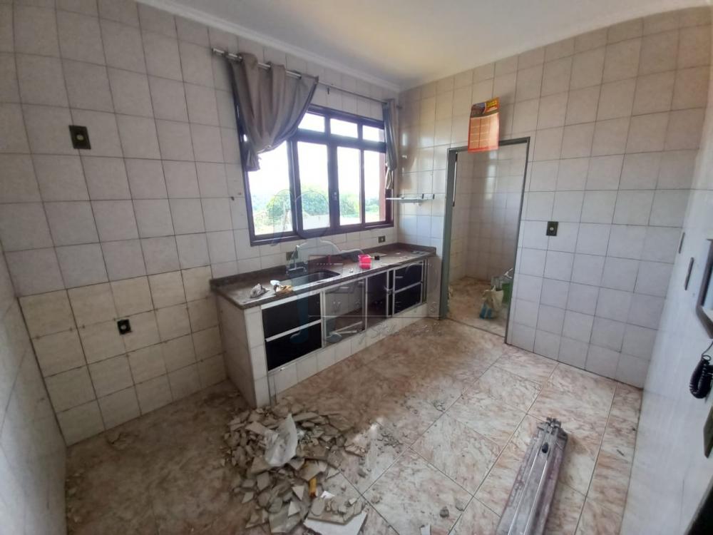 Alugar Apartamentos / Padrão em Ribeirão Preto R$ 1.700,00 - Foto 5