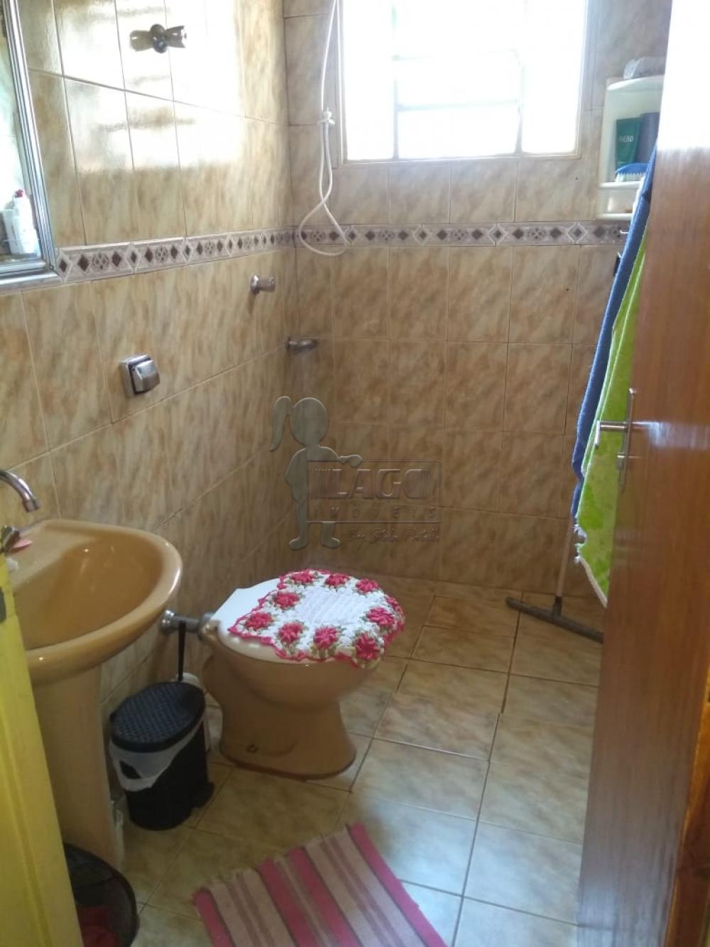 Alugar Casas / Padrão em Ribeirão Preto R$ 700,00 - Foto 5