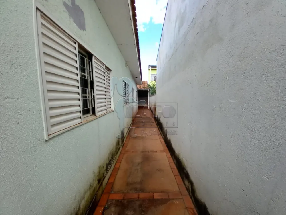 Alugar Casas / Padrão em Ribeirão Preto R$ 2.000,00 - Foto 3