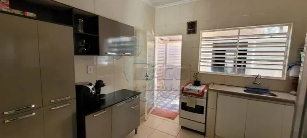 Comprar Casas / Padrão em Ribeirão Preto R$ 250.000,00 - Foto 4