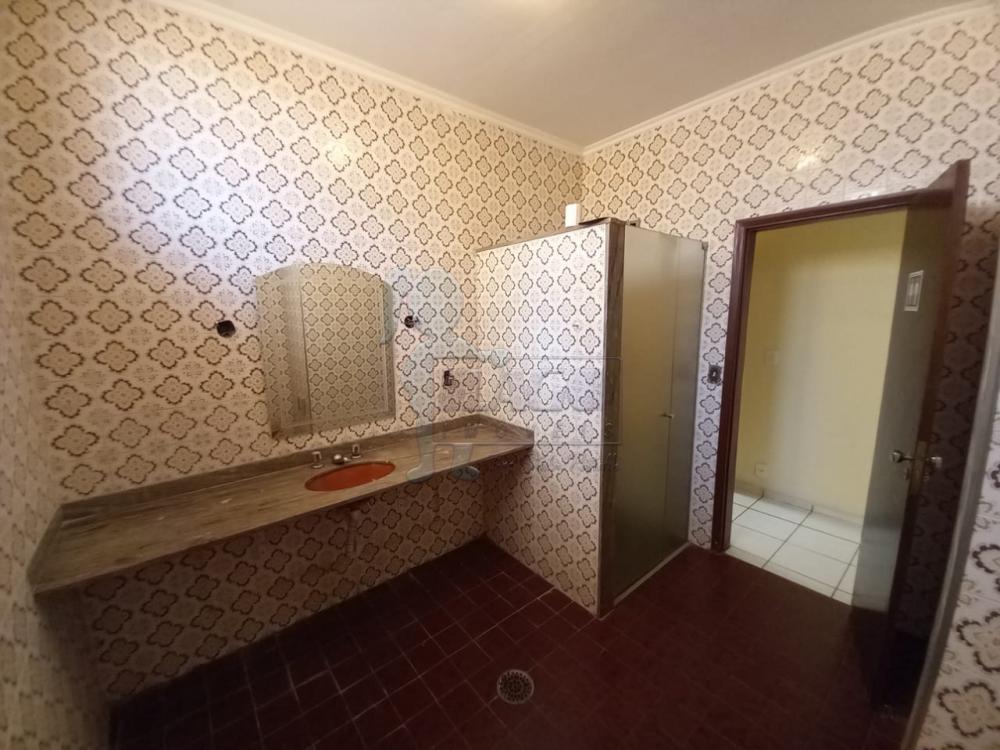 Alugar Casas / Padrão em Ribeirão Preto R$ 2.800,00 - Foto 10