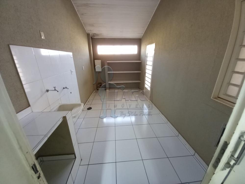 Alugar Casas / Padrão em Ribeirão Preto R$ 2.300,00 - Foto 11