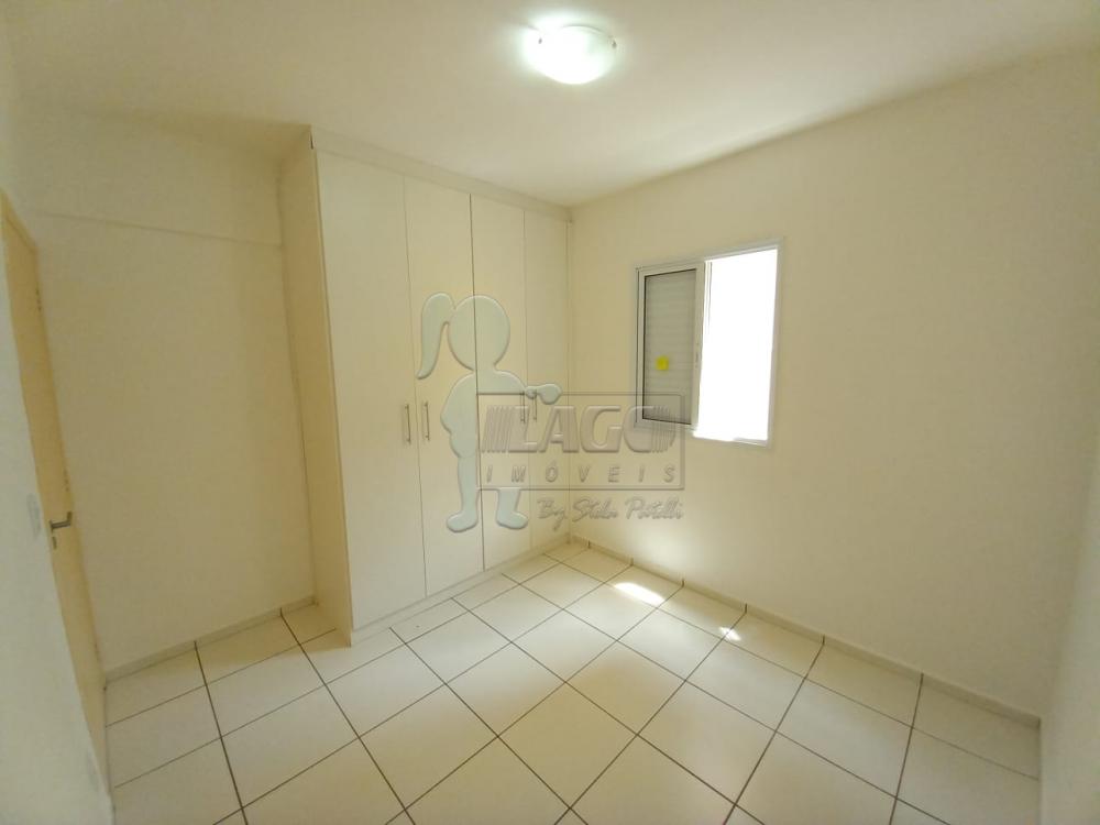 Alugar Apartamentos / Padrão em Ribeirão Preto R$ 1.100,00 - Foto 3