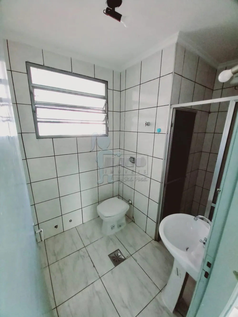 Alugar Apartamento / Padrão em Ribeirão Preto R$ 1.200,00 - Foto 13