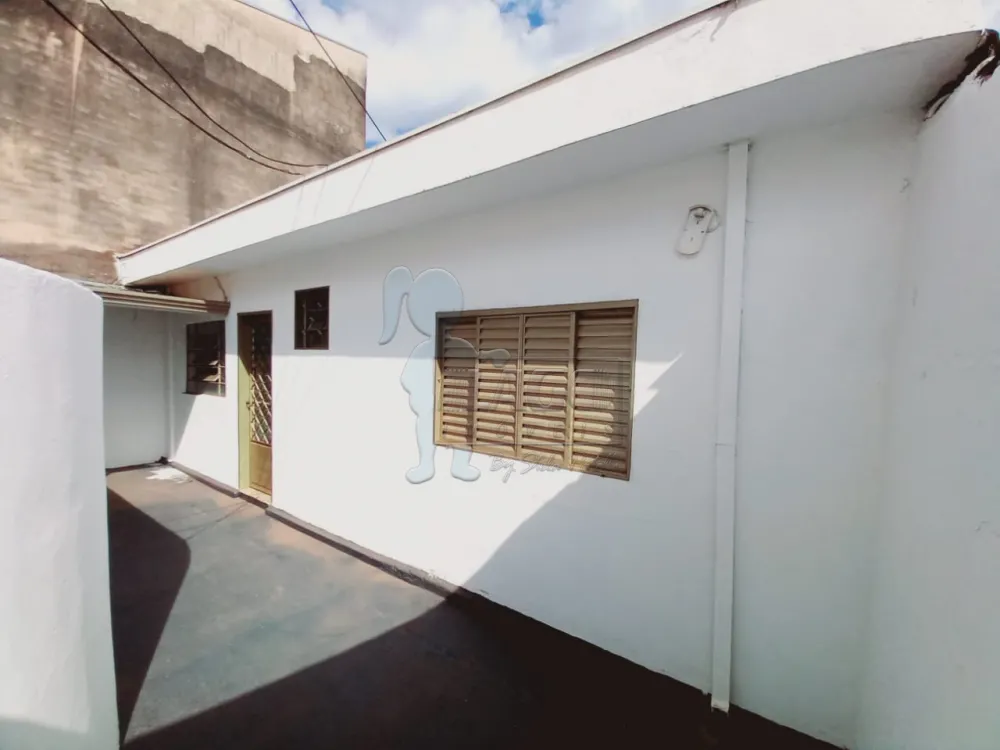 Alugar Casas / Padrão em Ribeirão Preto R$ 700,00 - Foto 3