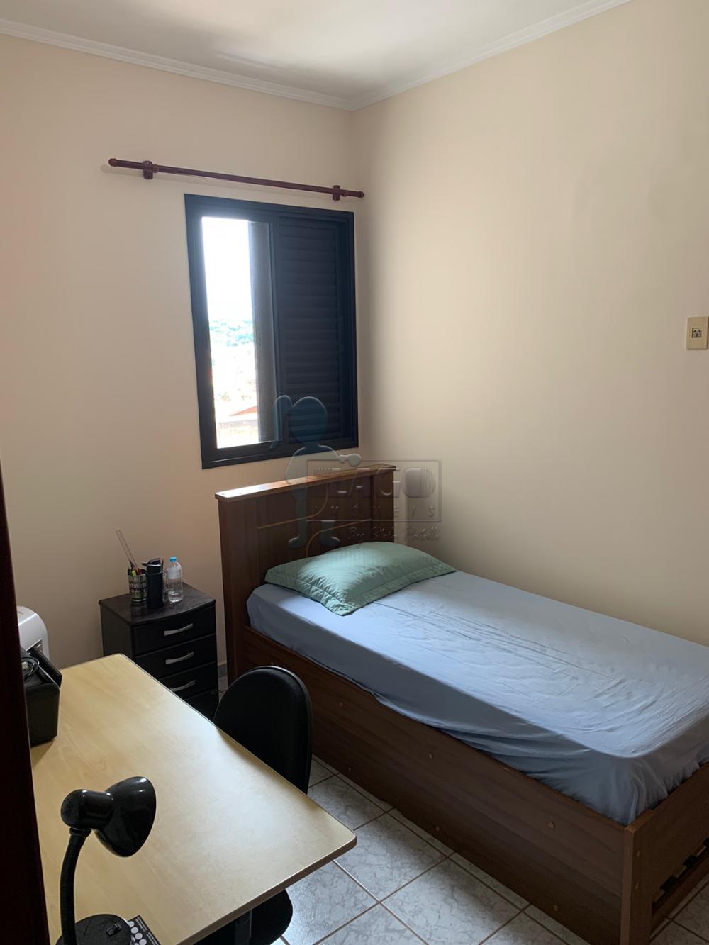 Alugar Apartamentos / Padrão em Ribeirão Preto R$ 800,00 - Foto 4