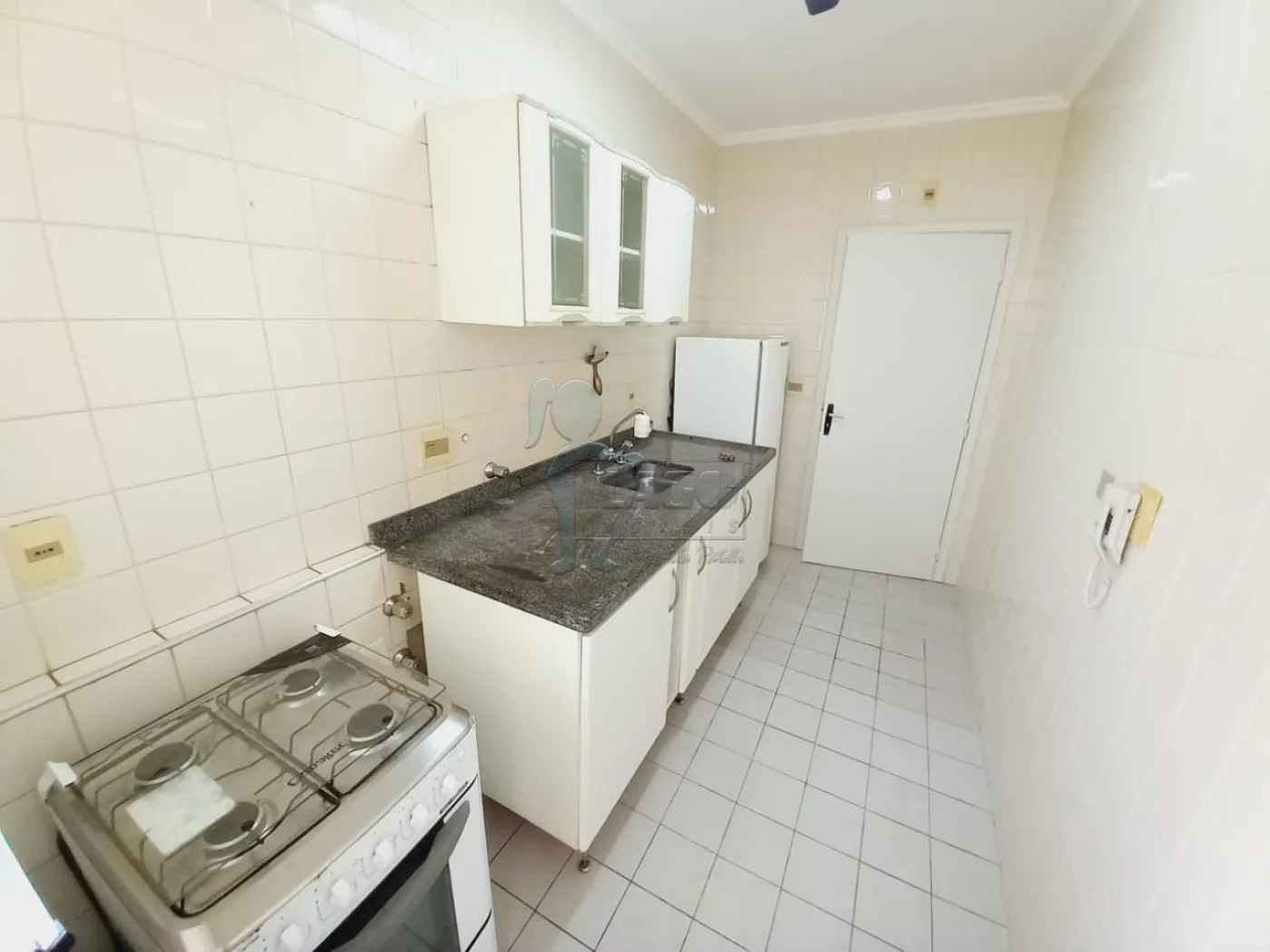 Alugar Apartamentos / Padrão em Ribeirão Preto R$ 1.300,00 - Foto 11