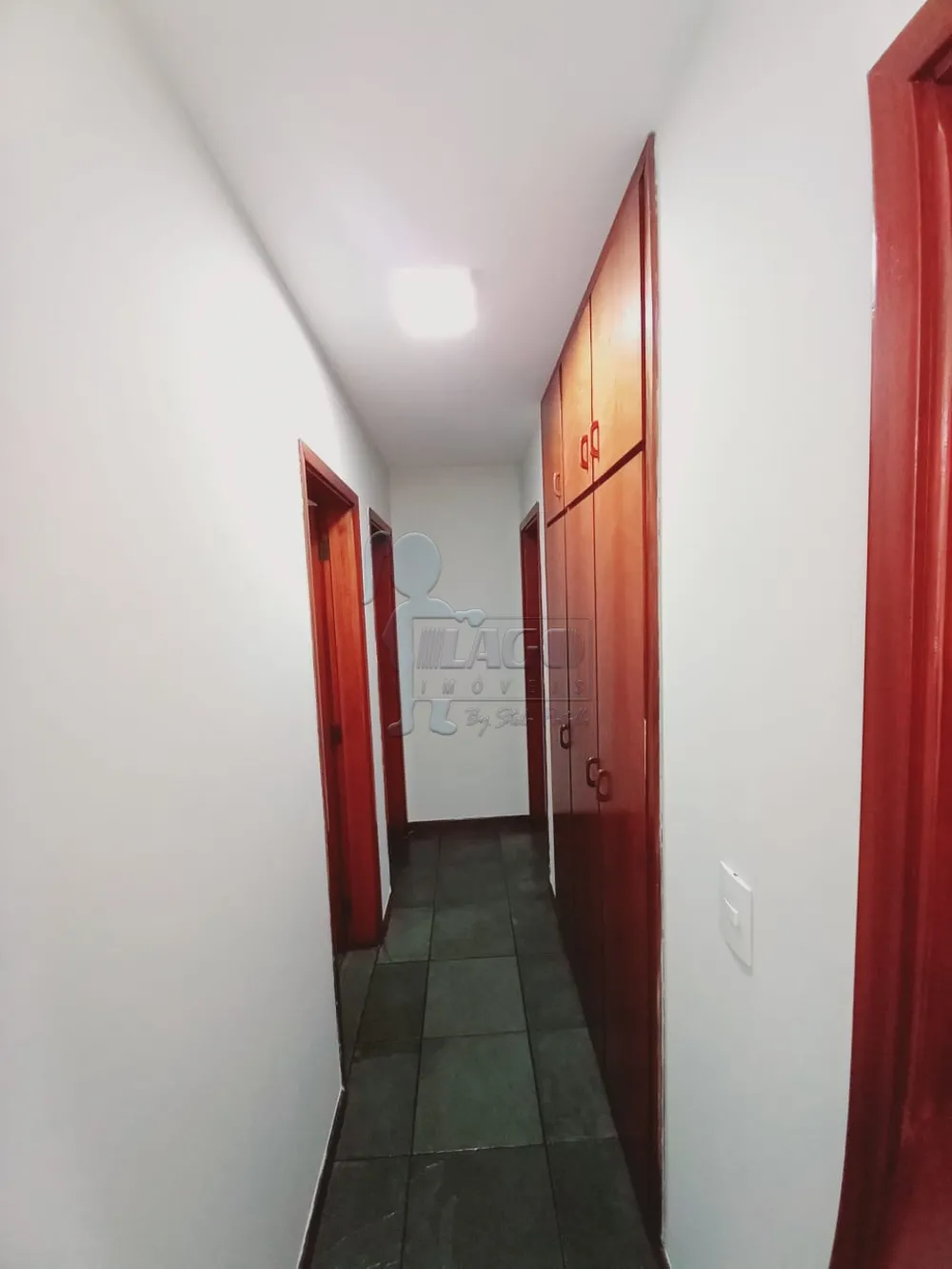 Alugar Apartamentos / Padrão em Ribeirão Preto R$ 800,00 - Foto 2