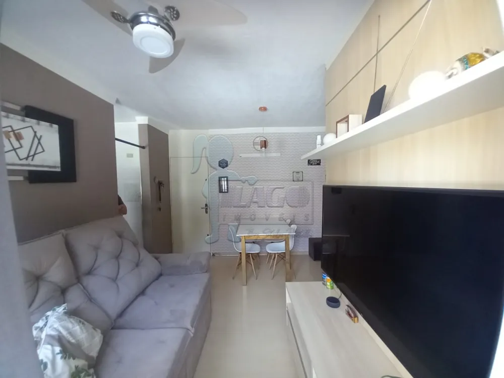 Alugar Apartamentos / Padrão em Ribeirão Preto R$ 900,00 - Foto 3