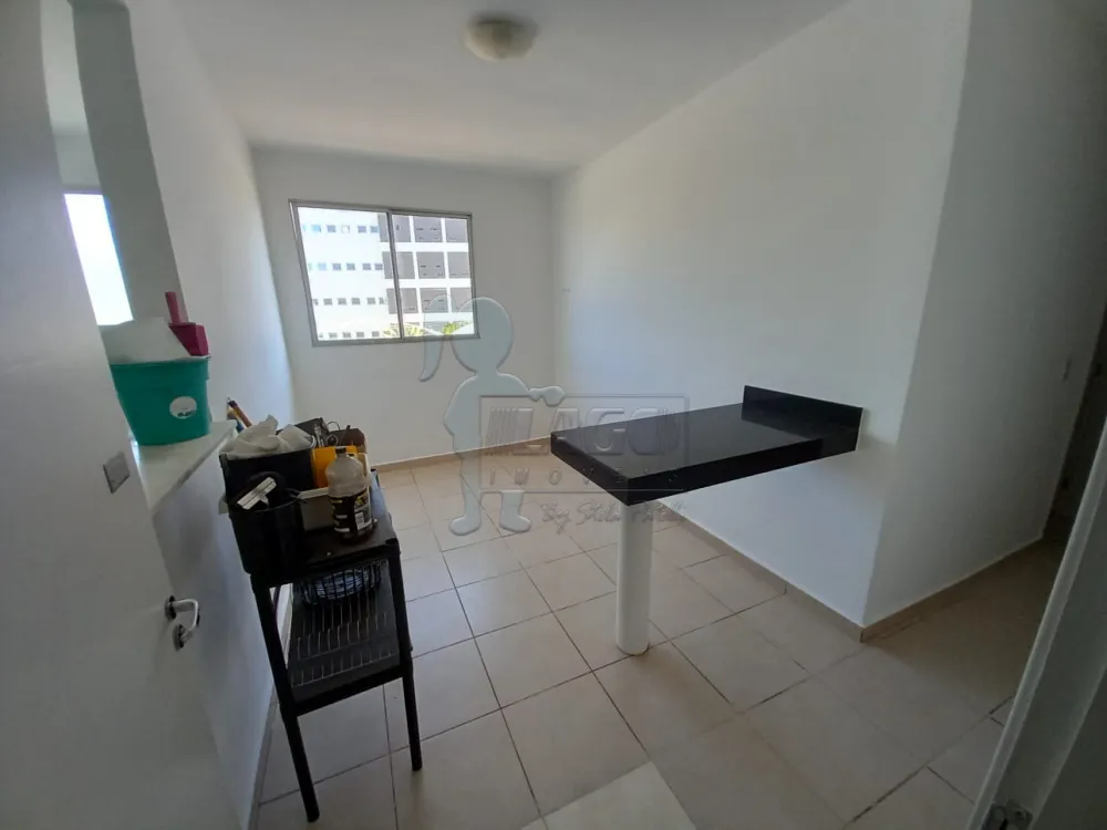 Alugar Apartamentos / Padrão em Ribeirão Preto R$ 1.000,00 - Foto 1