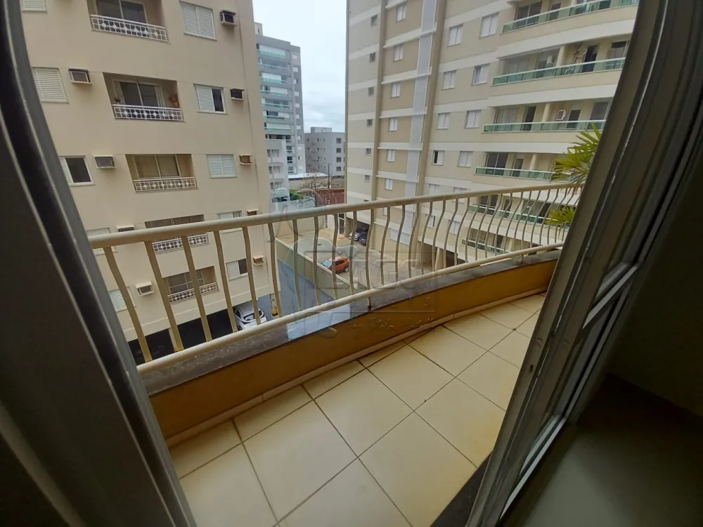 Alugar Apartamentos / Padrão em Ribeirão Preto R$ 1.700,00 - Foto 3