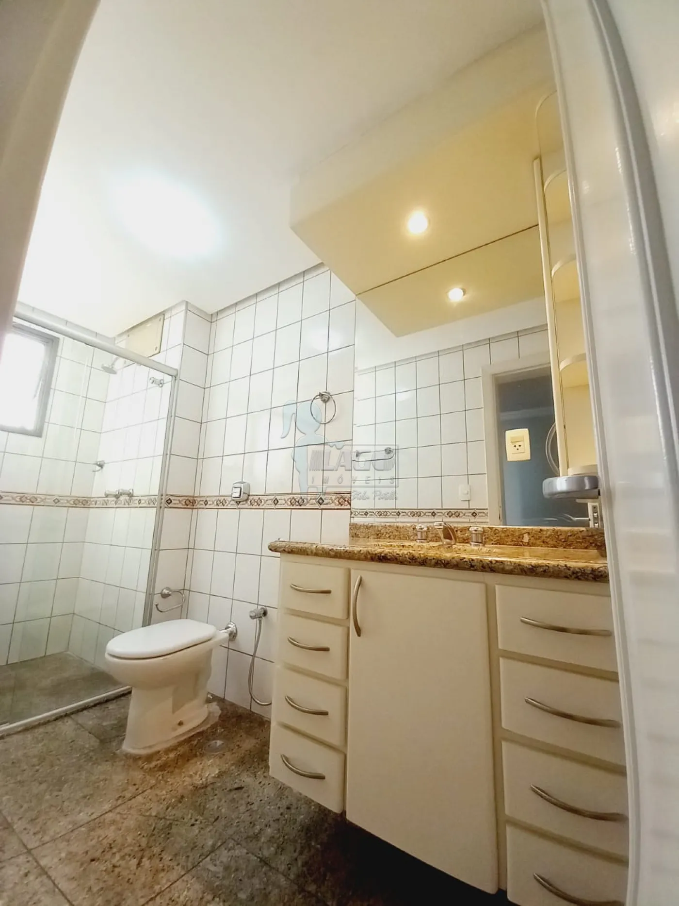 Alugar Apartamentos / Padrão em Ribeirão Preto R$ 2.500,00 - Foto 3