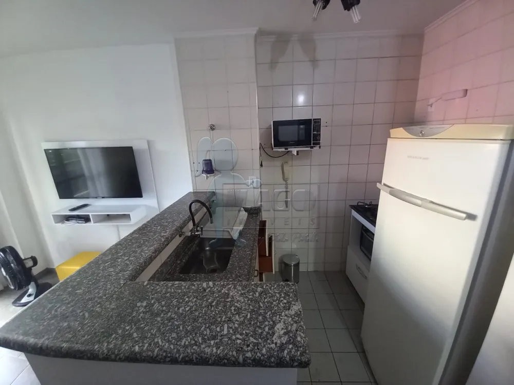 Alugar Apartamentos / Padrão em Ribeirão Preto R$ 900,00 - Foto 2