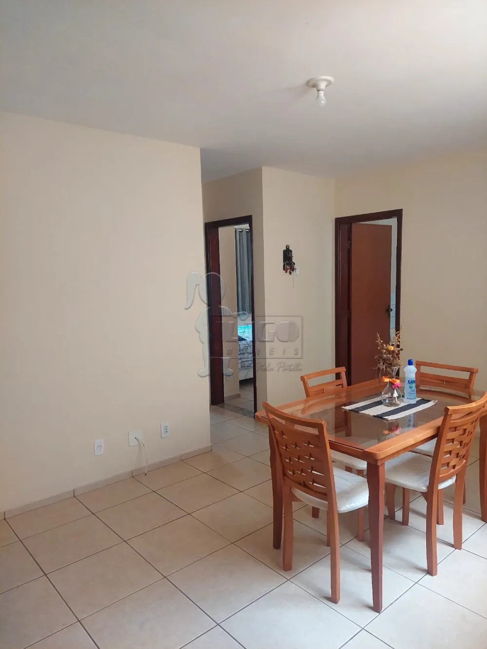 Alugar Apartamentos / Padrão em Ribeirão Preto R$ 1.000,00 - Foto 1