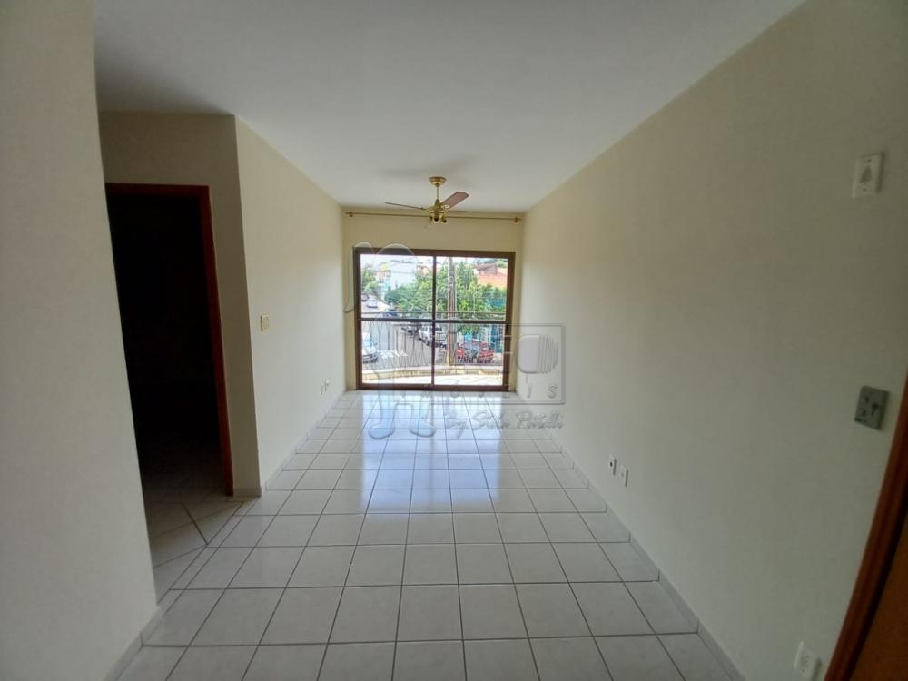 Alugar Apartamentos / Padrão em Ribeirão Preto R$ 800,00 - Foto 1