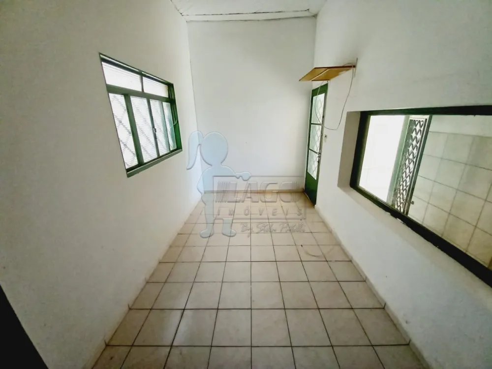 Alugar Casas / Padrão em Ribeirão Preto R$ 800,00 - Foto 17