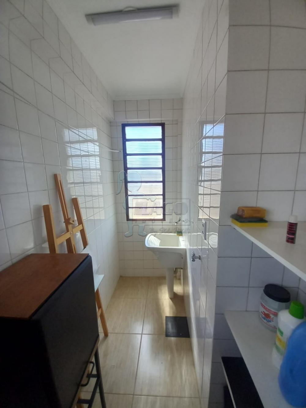 Alugar Apartamentos / Padrão em Ribeirão Preto R$ 900,00 - Foto 5