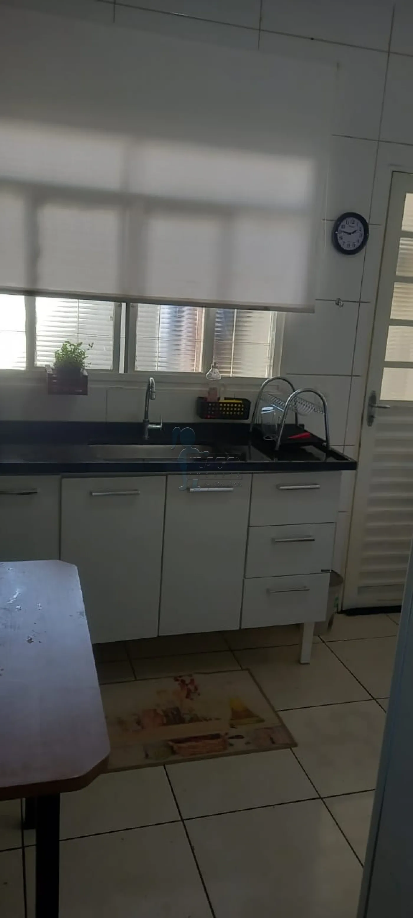 Alugar Casas / Padrão em Ribeirão Preto R$ 950,00 - Foto 12