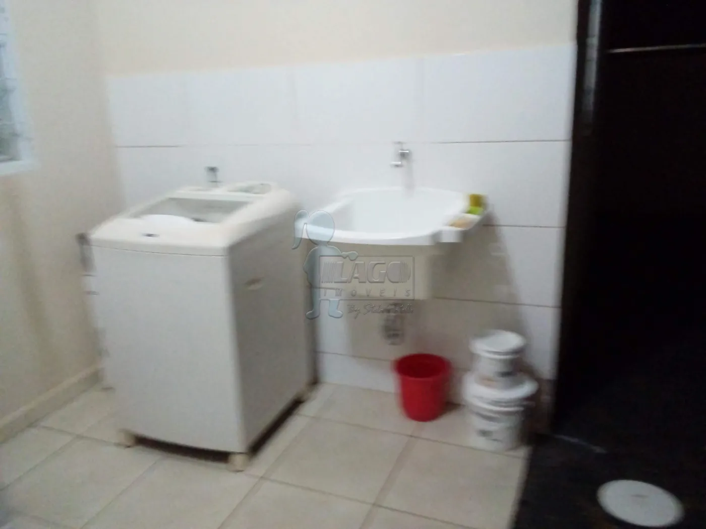 Alugar Casas / Padrão em Ribeirão Preto R$ 950,00 - Foto 14