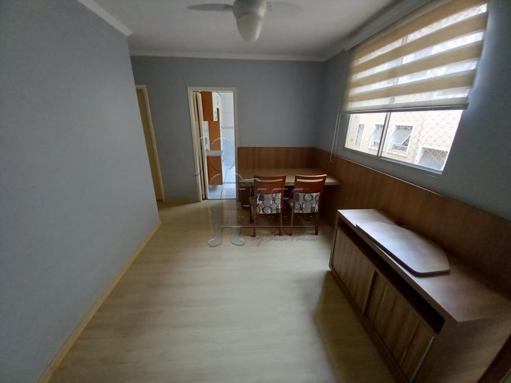 Alugar Apartamentos / Padrão em Ribeirão Preto R$ 900,00 - Foto 1