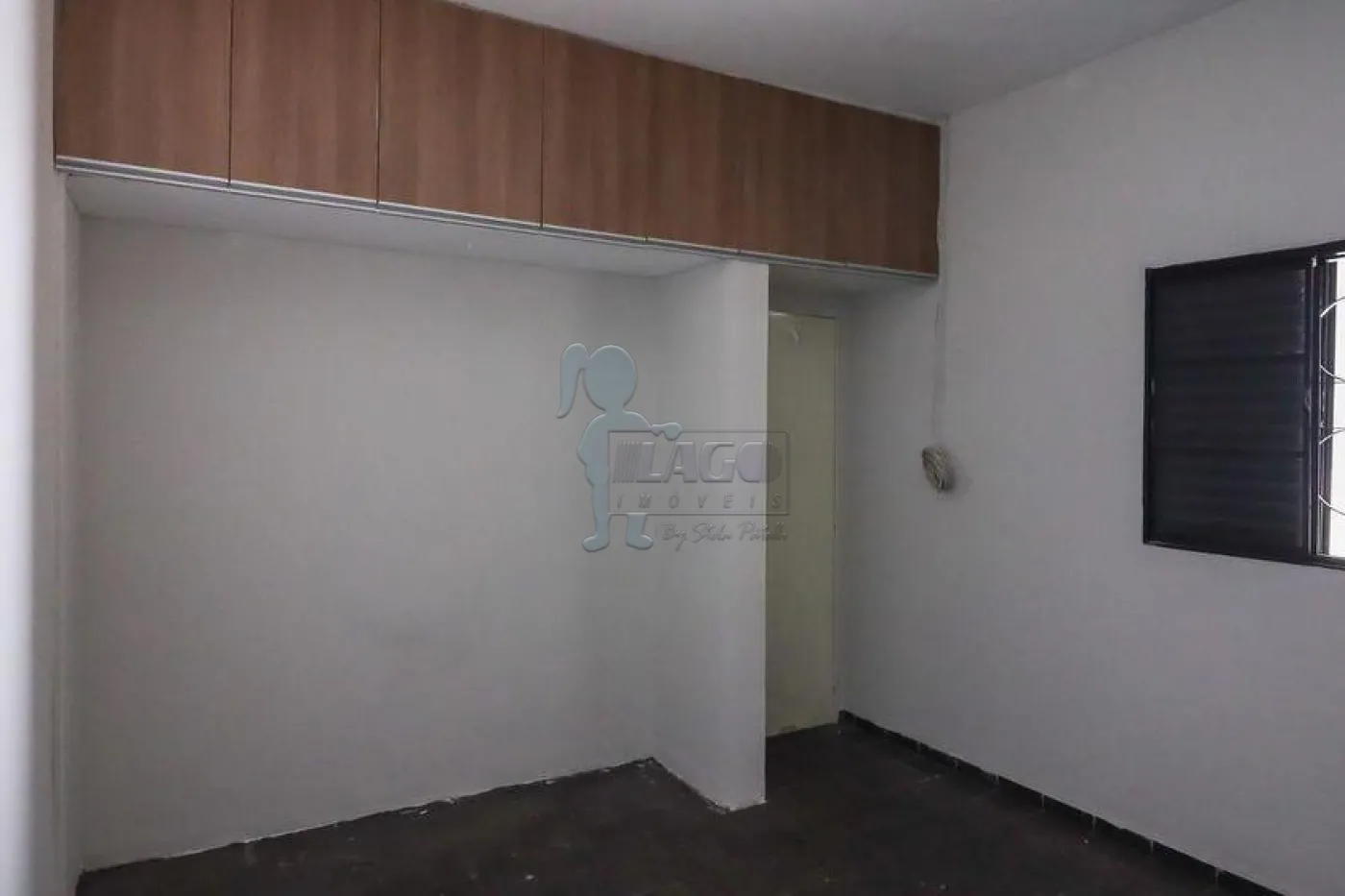 Alugar Casas / Padrão em Ribeirão Preto R$ 1.300,00 - Foto 3