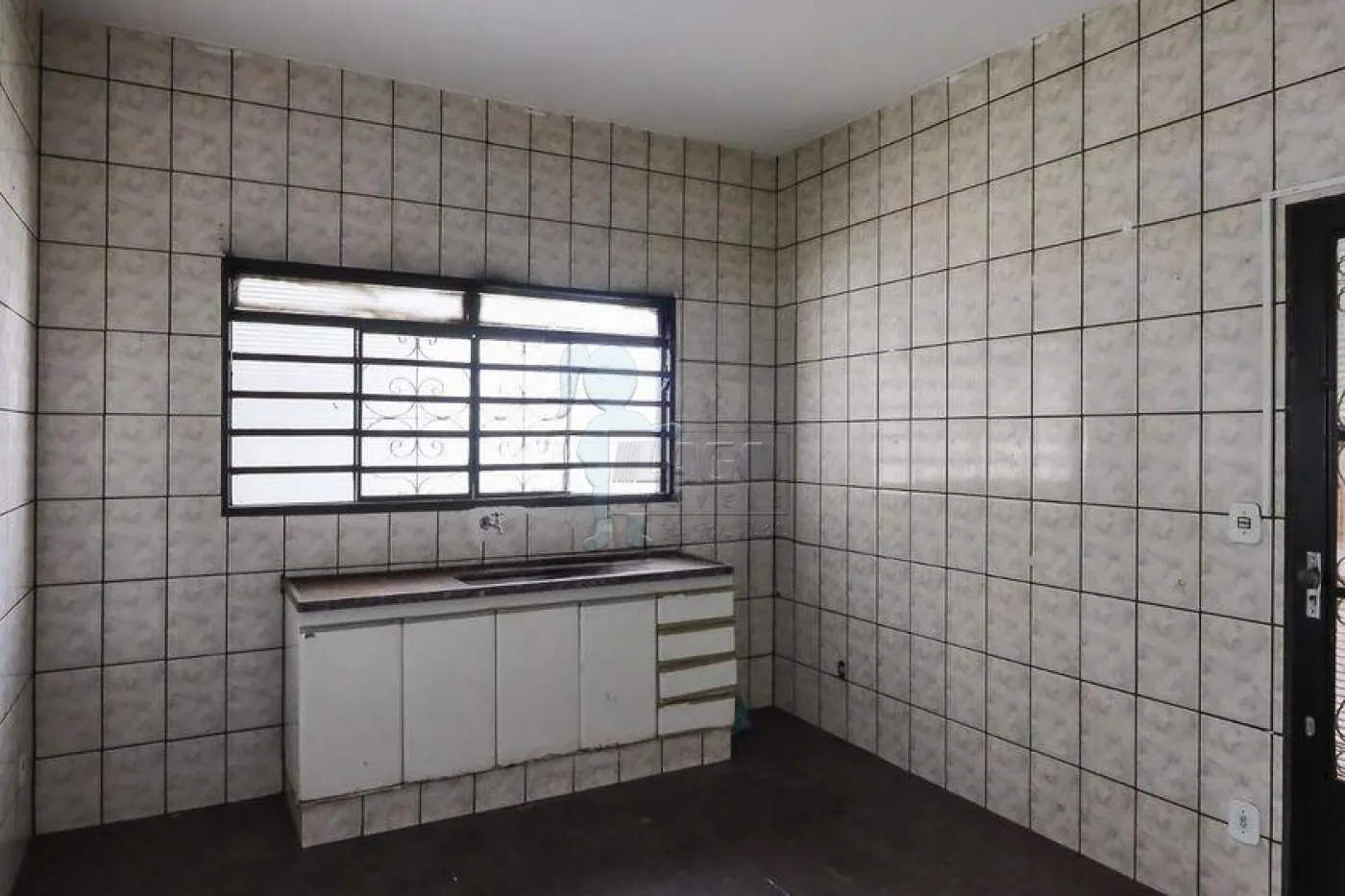 Alugar Casas / Padrão em Ribeirão Preto R$ 1.300,00 - Foto 11