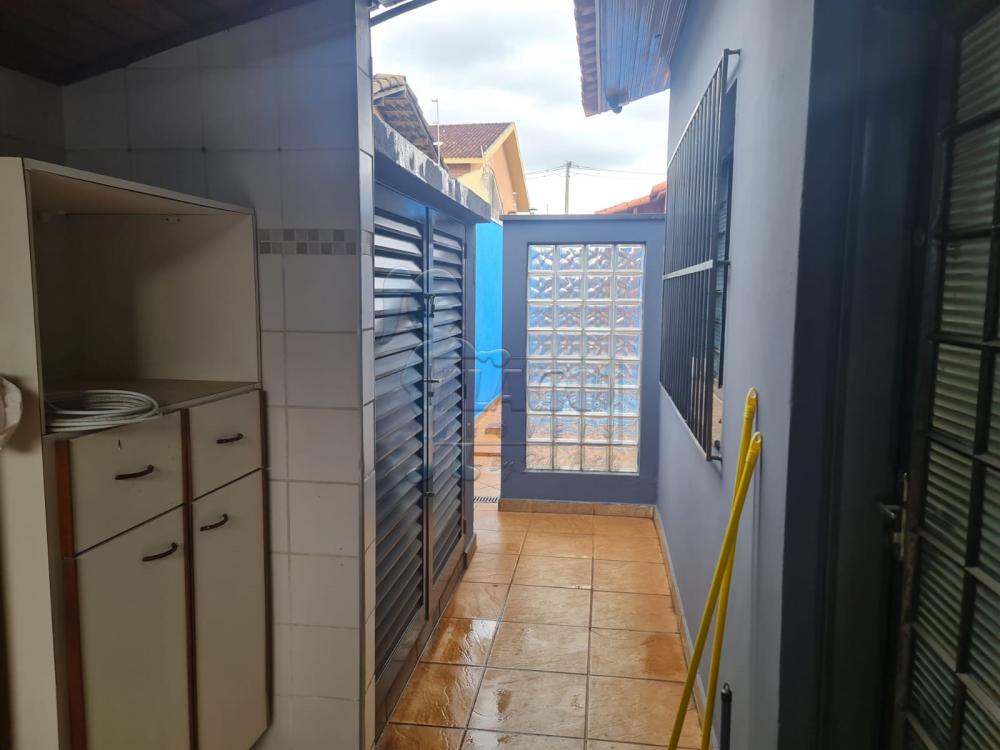 Alugar Casas / Padrão em Ribeirão Preto R$ 2.300,00 - Foto 4