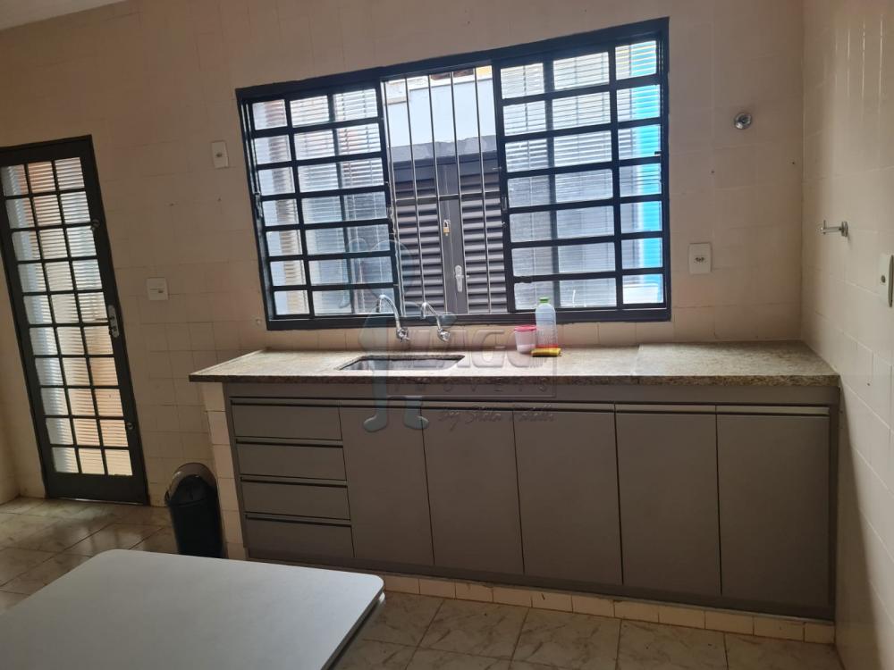 Alugar Casas / Padrão em Ribeirão Preto R$ 2.300,00 - Foto 17