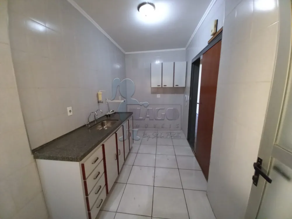 Alugar Apartamentos / Padrão em Ribeirão Preto R$ 1.400,00 - Foto 4