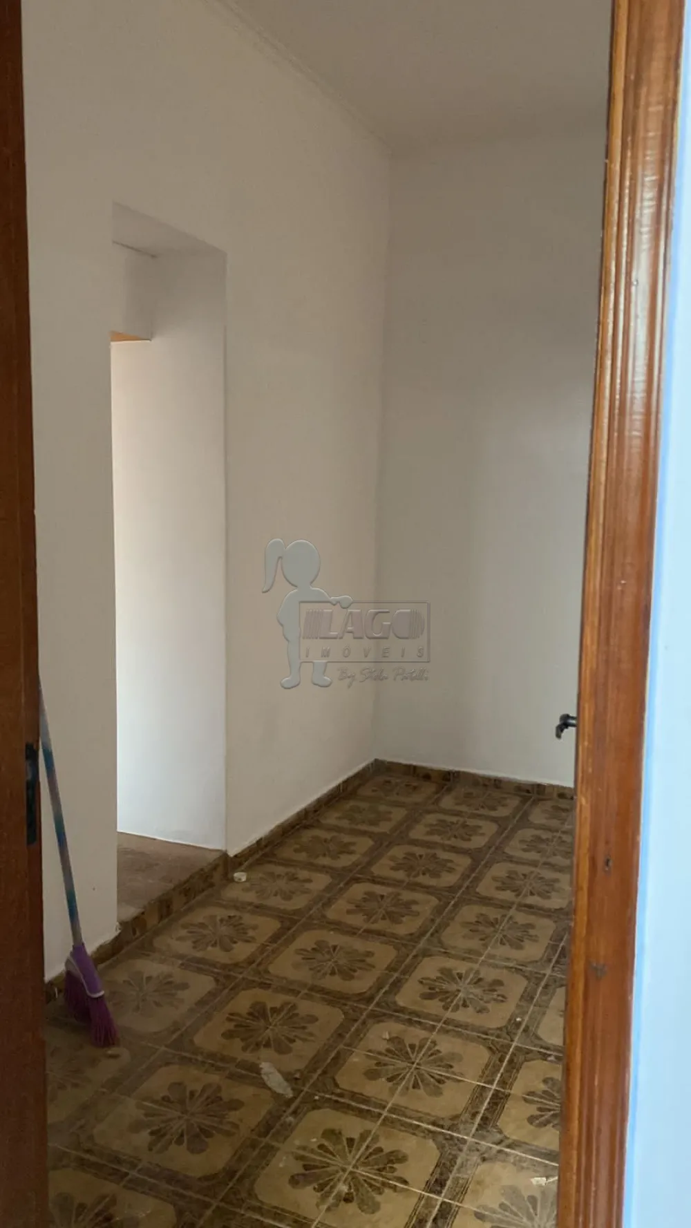 Comprar Casas / Padrão em Ribeirão Preto R$ 430.000,00 - Foto 4